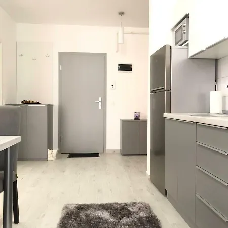 Апартаменти Iq Apart 4 - West Брашов